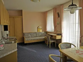 Ebner - Image 2