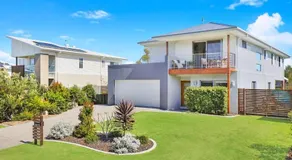 53 Northbeach Place, Mudjimba - Image 2