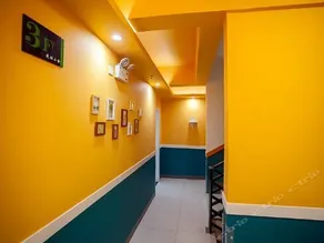ELYSEE THEMED INN - Image 4