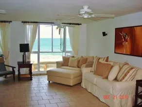 Real Beach Front Luxury Penthouse Villa - Image 5