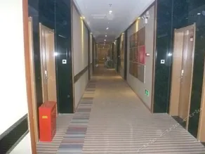 YIJIA EXPRESS HOTEL - Image 4