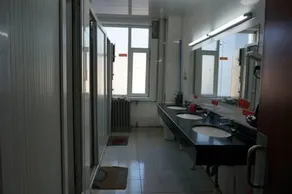 Beijing Sanlitun Hostel - Image 4