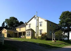 Bay of Fundy Inn - Image 1