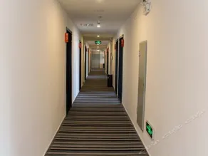 Hi Inn Tangshan Wanda Plaza - Image 4