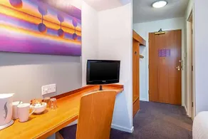 COMFORT INN SUNDERLAND - Image 2