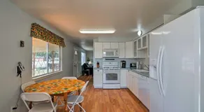 Cozy Home Near Bryce Canyon & Zion Ntnl Parks - Image 2