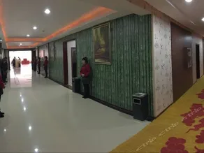 SHENNONG ZHUANGYUAN HOTEL - Image 3