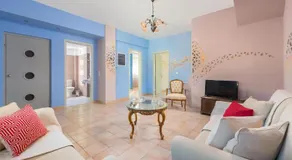 Art Center Apartments - Image 4