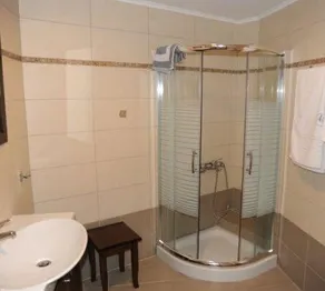 Azalena Hotel - Image 2