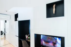 Unique Rooms - Image 3