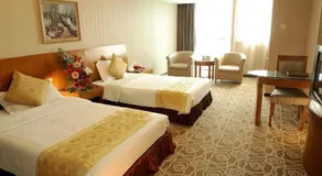 Seven Star Business Hotel - Image 5