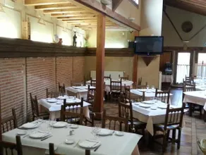 Hostal Restaurante Penas - Image 5