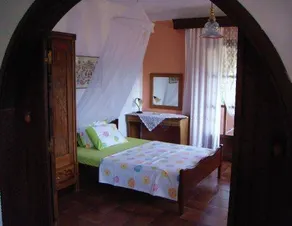 Christeluda Studios & Apartments - Image 3