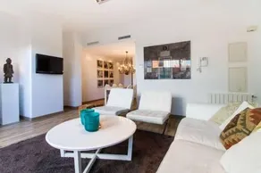 SELECT HOME BOUTIQUE CENTER - Image 5