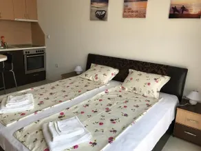 Teddy House - Image 3