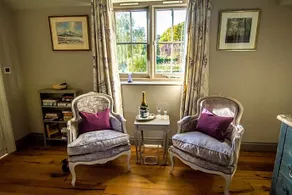 Thatched Cottage - Image 2