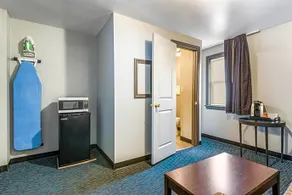 Cottage Inn & Self Storage - Image 2