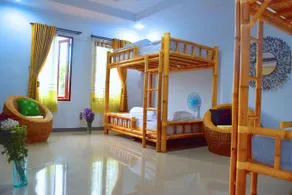 RedDoorz Hostel near Monkey Forest Ubud - Image 4