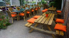 Long John’s Hotel - Image 4