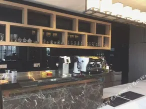 Fourseas Holiday Hotel - Image 3