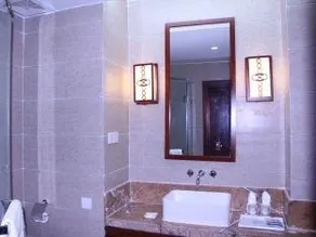Golden Sojourn Resort Xing Long - Image 5