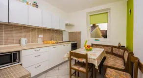 Apartment Gogic - Image 5