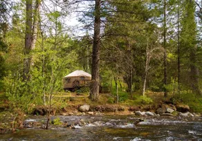 Yosemite Lakes River Yurt 22 - Image 3