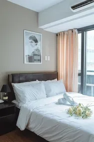 Oasis Regency at Makati Suites - Image 5