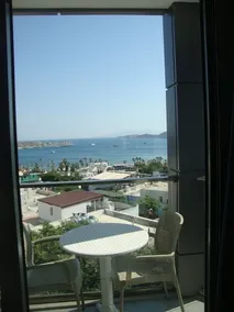Ven Suites - Image 2