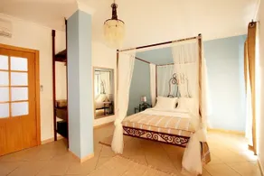 Casa a Sul Lagos Guesthouses - Image 5