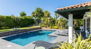Easy Clés- Contemporary Villa with heated pool - Image 2