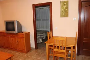 Apartahotel Laguna De Gallocanta - Image 4