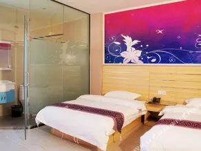 Lianyun Tianxia Business Hotel - Image 4