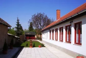 Hollókoi Vendégház - Image 4
