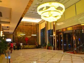 Jinyang International Hotel Xianning - Image 3