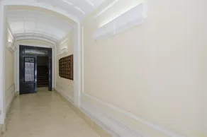 Los Madrazo VII - Image 3