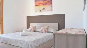 SUN AND SEA APARTMENT - Image 2