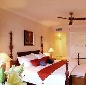 Linyi Zhongwei Ronghua Hotel - Image 2
