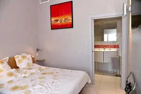 Les Chambres De Montplaisir - Image 2
