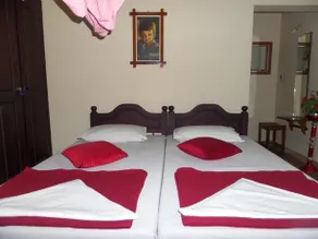 Tharayil Tourist Home - Image 4