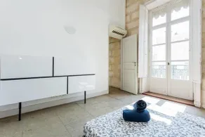 Magnifique Duplex Climatise En Centre Ville - Image 2
