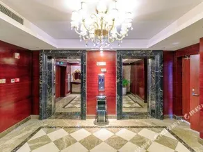 Huijin Holiday Inn - Image 4