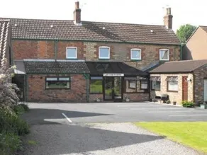 Ivy Lodge Bed and Breakfast Gainsborough - Image 1