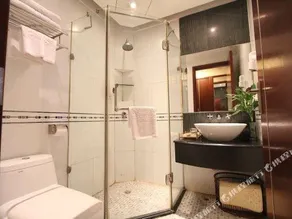 Emperor Palace Hotel - Image 2