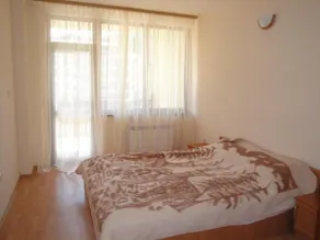 Eliza Apartment Sequoia - Image 3