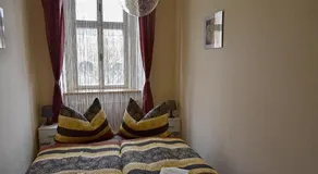 Apartman Namesti Hostinne - Image 4