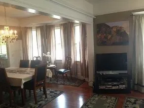 Beautiful and Historic Napa Bungalow - Image 2
