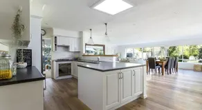 ALLAMBEA - MOUNT ELIZA - Image 2