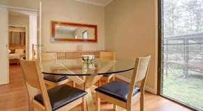 Cockatoo Hideaway - Image 3