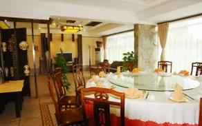 Wuzhishan Resort Hotel - Image 5